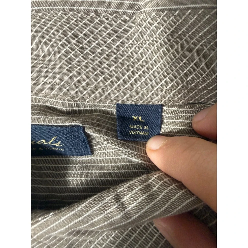 Roundtree &‎ Yorke Casuals Shirt Mens XL Brown Pinstripe Cotton Good Button Down